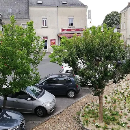 Appartement Agreable Duplex Centre 4/6 Places Candé