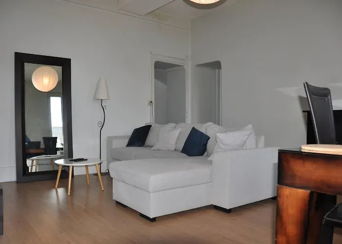 アパート Agreable Duplex Centre 4/6 Places Candé